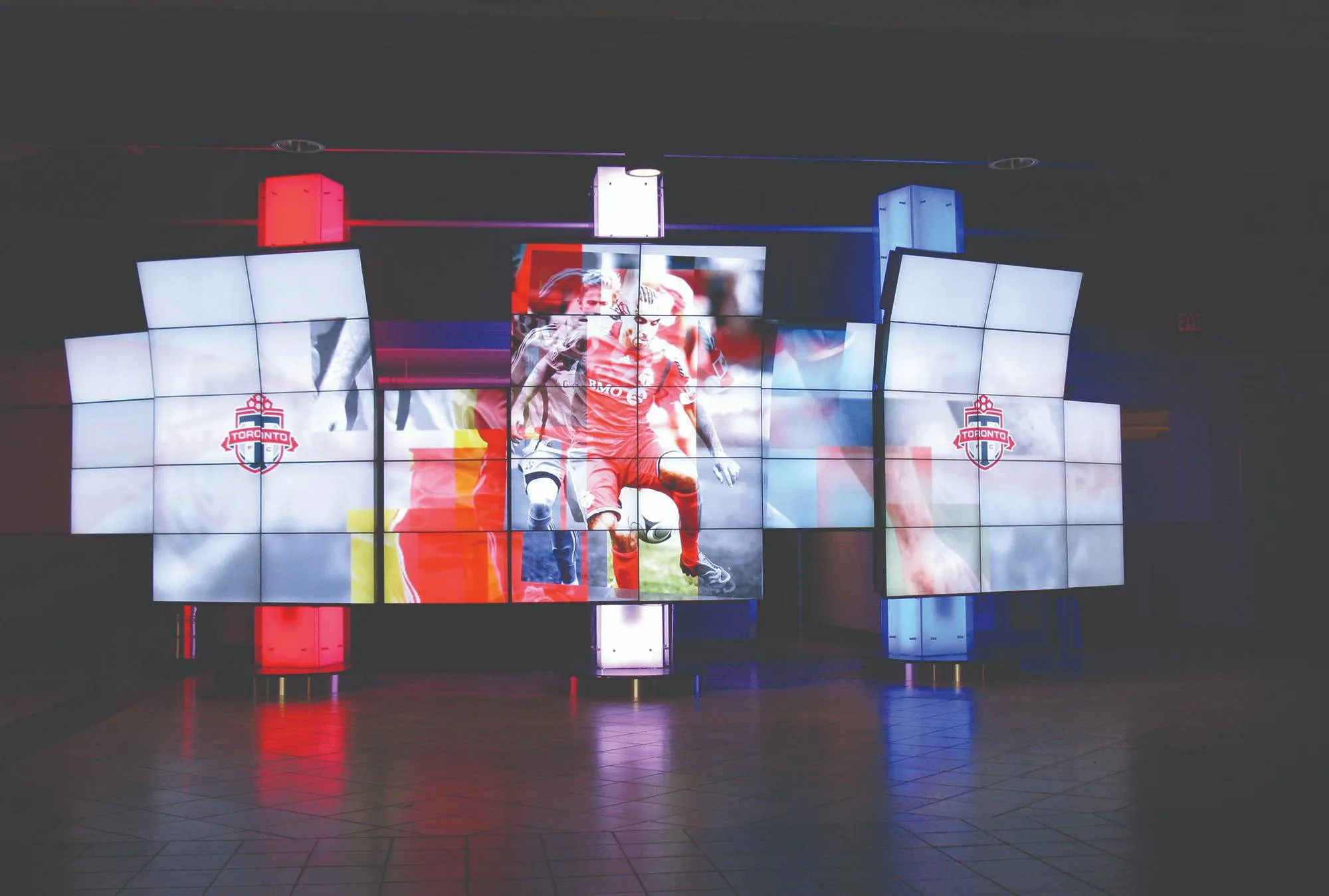 Sunnybrook Foundation digital donor recognition wall, an integrated multi-screen installation